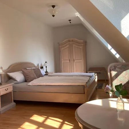 Gaestehaus Geiseltalsee Hébergement de vacances Mucheln